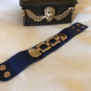 Boho look, Navy blue leather Snap on bracelet